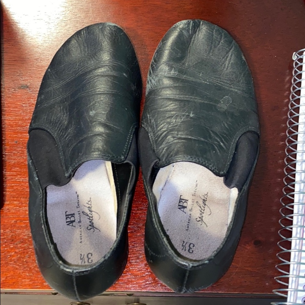 black jazz shoes
